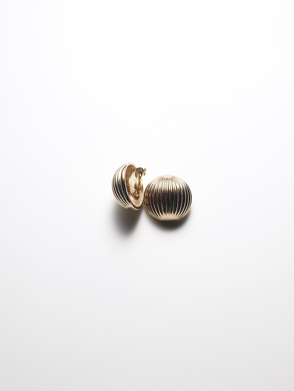 Boucles d'oreilles Shell Clips - accessoire - Martin Martin